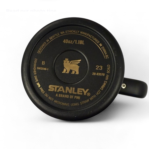 Stanley Black and Gold Flowstate Tumbler - Picture 4 of 4